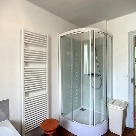 Charmante Maison F4 Avec Terrasse Proche Thermes Et Centre, Animaux Acceptes - Fr-1-451-210 Holiday home