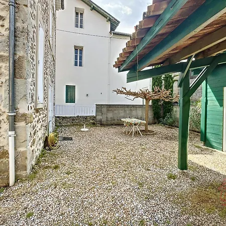Charmante Maison F4 Avec Terrasse Proche Thermes Et Centre, Animaux Acceptés - Fr-1-451-210 Casa vacanze *