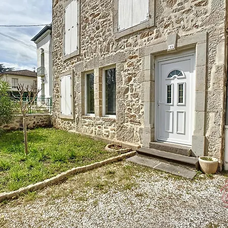 Feriehus Charmante Maison F4 Avec Terrasse Proche Thermes Et Centre, Animaux Acceptes - Fr-1-451-210
